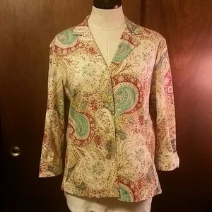 Requirements Long Sleeve Shirt or Jacket